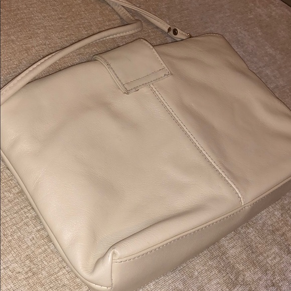 Vintage Cream Leather Purse Gold Ring Crossbody - Picture 6 of 6